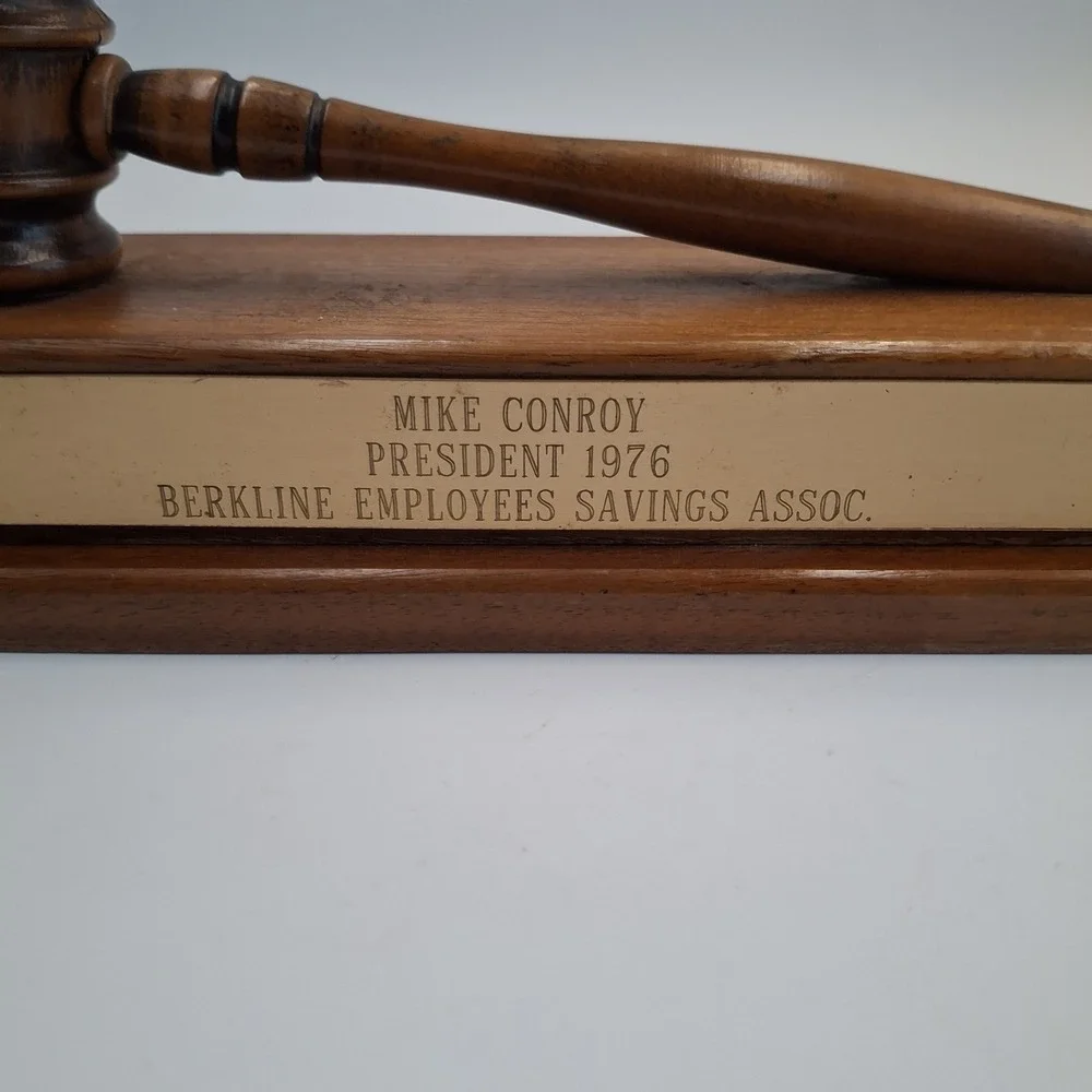 Vintage 1976 Wooden Gavel Display Base Plaque Award Presentation Judge Mallet